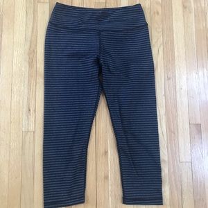 Kyodoo cropped striped leggings